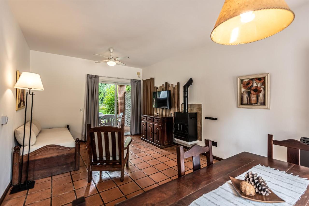 Cabanas Baden Baden Villa Carilo Dış mekan fotoğraf
